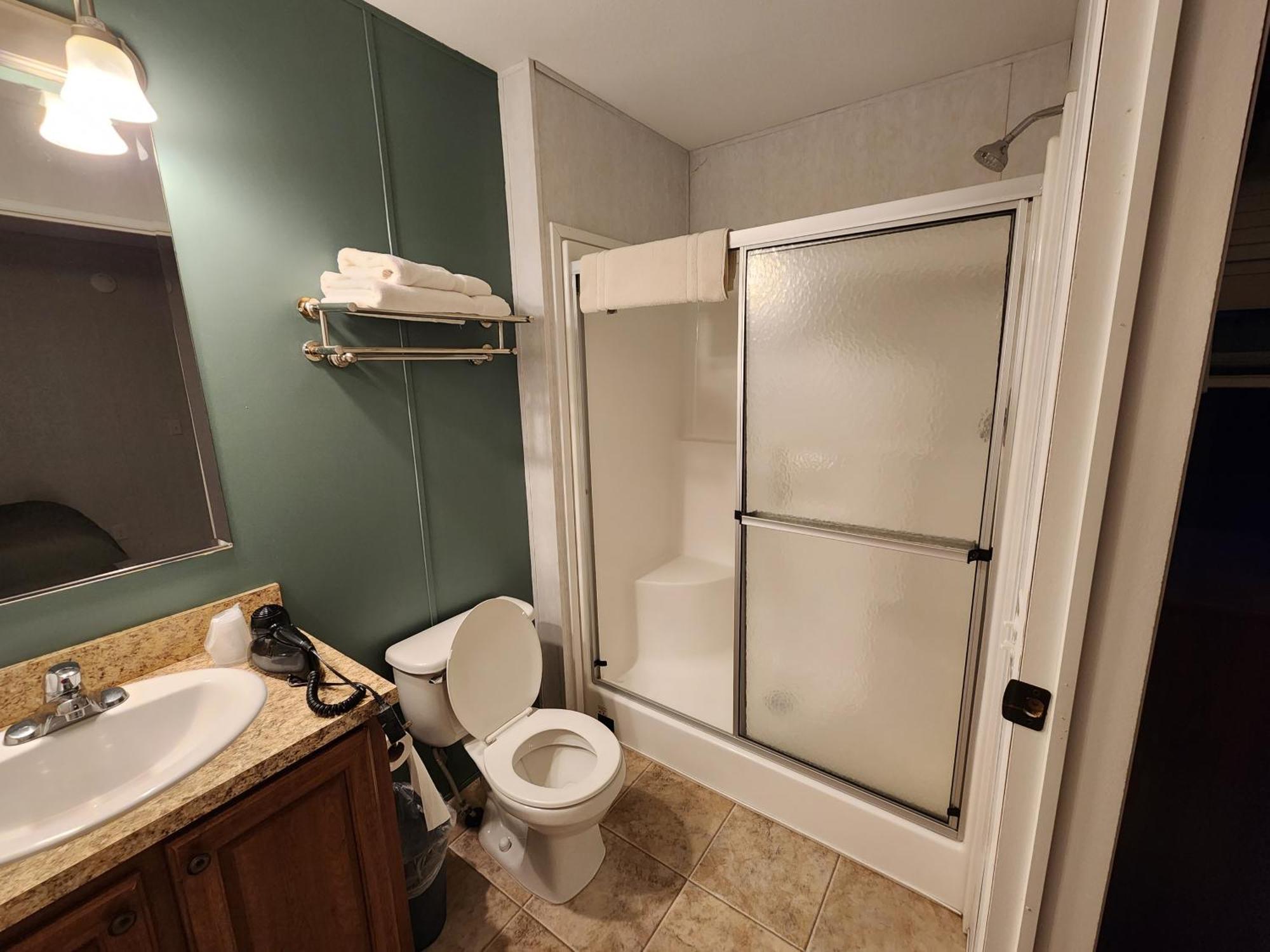 Circle R Motel East Glacier Park Village Luaran gambar